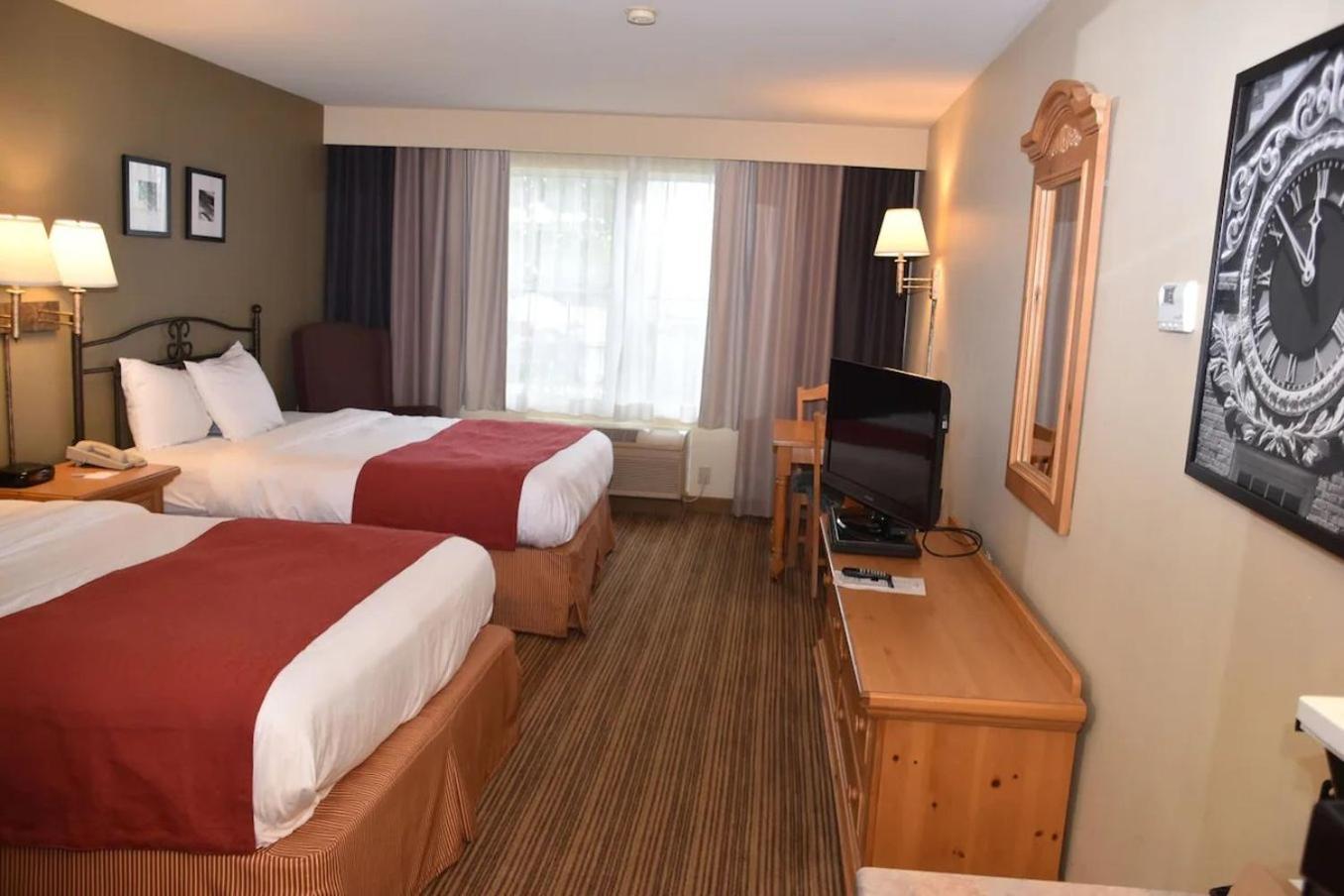Holiday Inn Express & Suites Port Washington, An Ihg Hotel Bagian luar foto